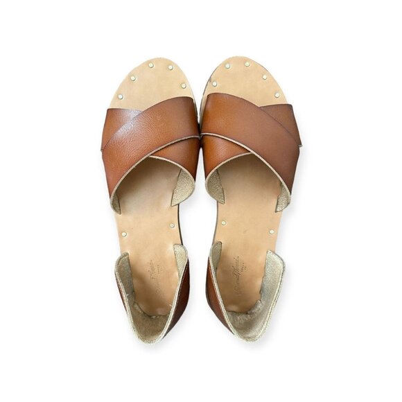 Tan Cross Strap Sandals · 8 - Picture 3 of 8